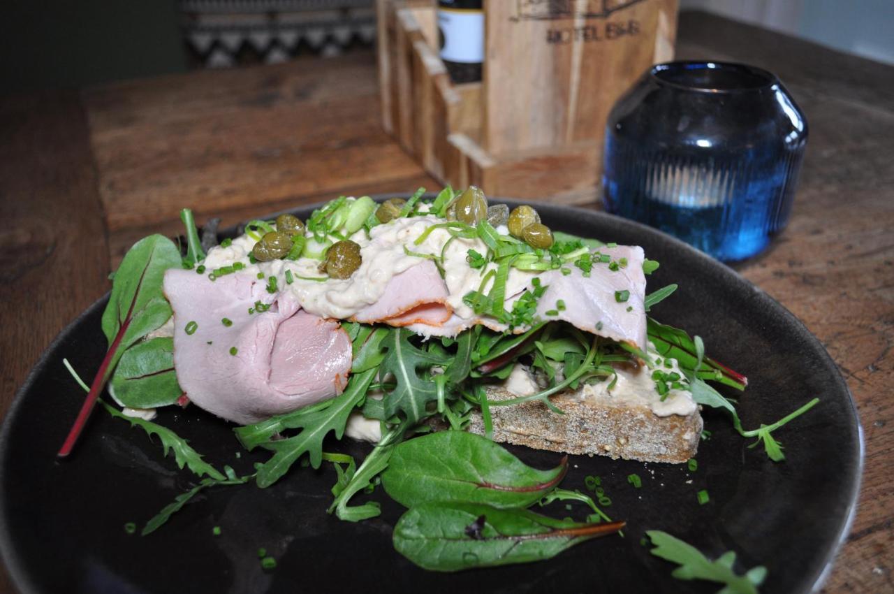 Bed & Brasserie Het Kosthuys Sint-Maartensdijk Ngoại thất bức ảnh