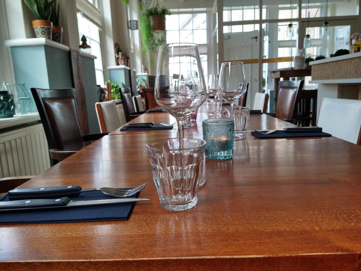 Bed & Brasserie Het Kosthuys Sint-Maartensdijk Ngoại thất bức ảnh
